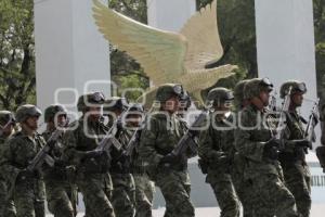 EJÉRCITO . ENSAYO . NIÑOS HÉROES