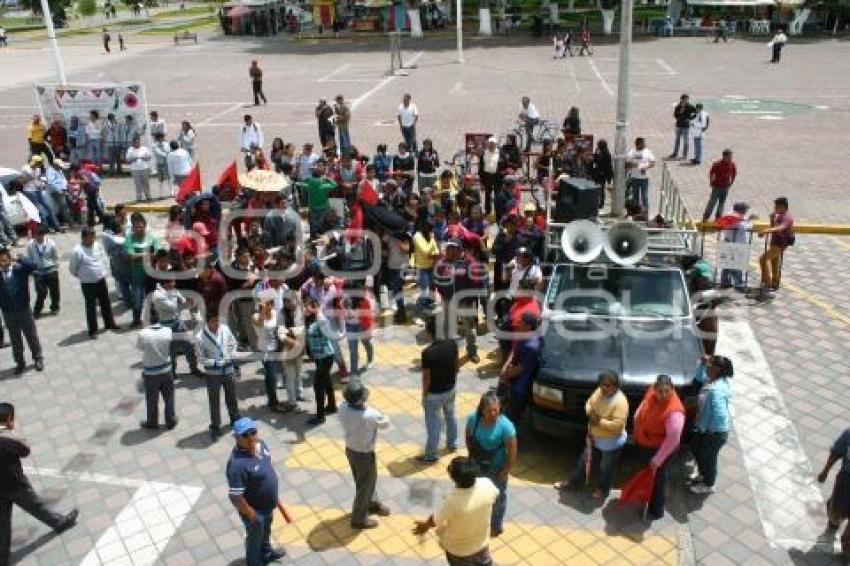 MANIFESTACIÓN . HUEJOTZINGO