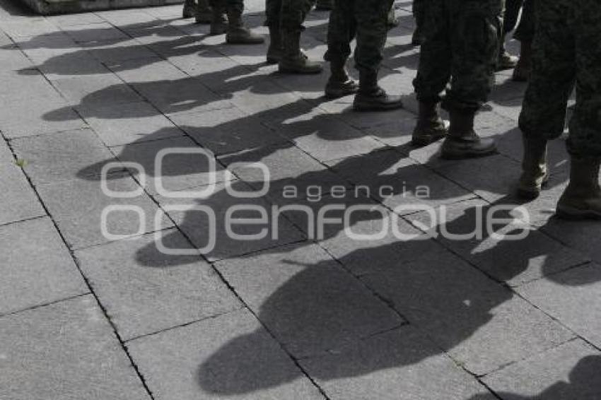 EJÉRCITO . ENSAYO . NIÑOS HÉROES