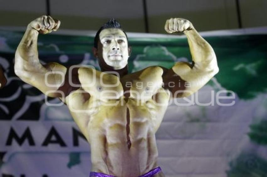 MUSCLEMANIA . FISICOCULTURISMO