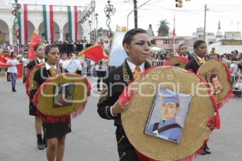 DESFILE . DÍA DE INDEPENDENCIA