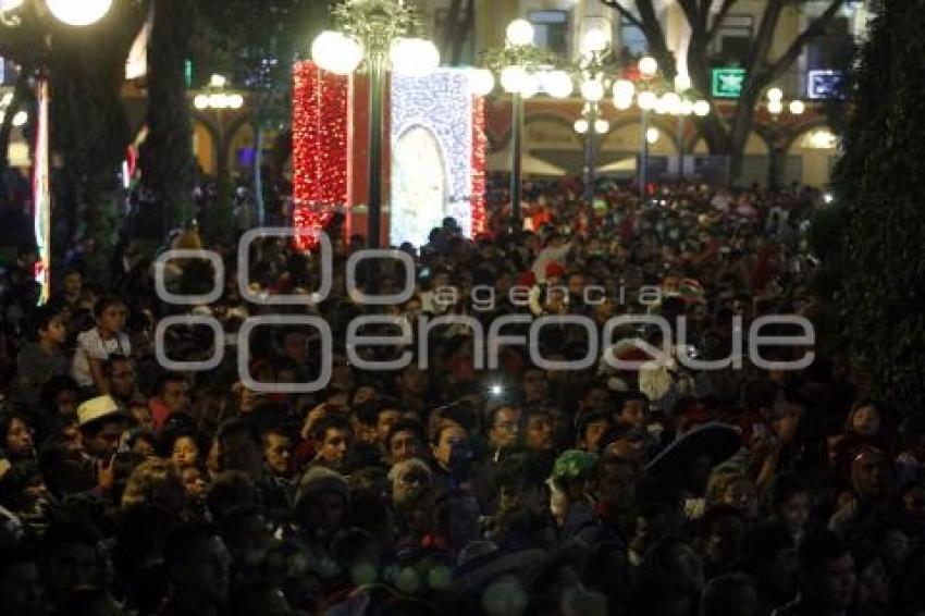 GRITO DE INDEPENDENCIA . ZÓCALO