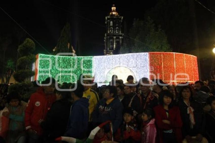 GRITO DE INDEPENDENCIA . ZÓCALO