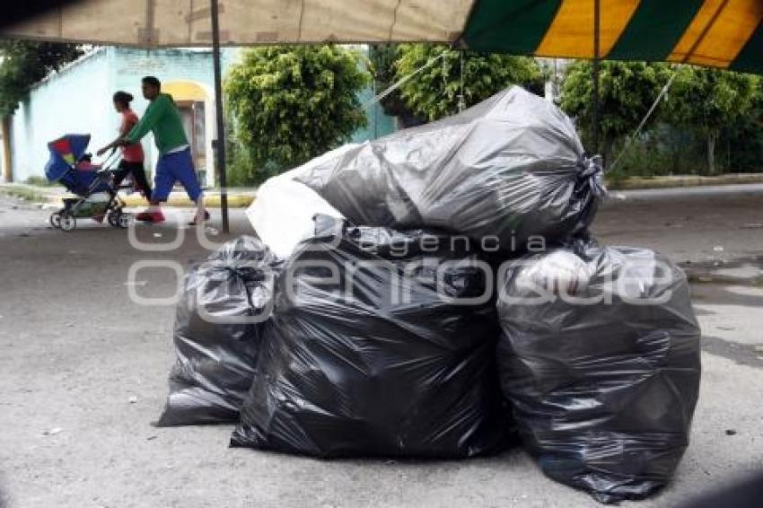 BASURA EN LAS CALLES