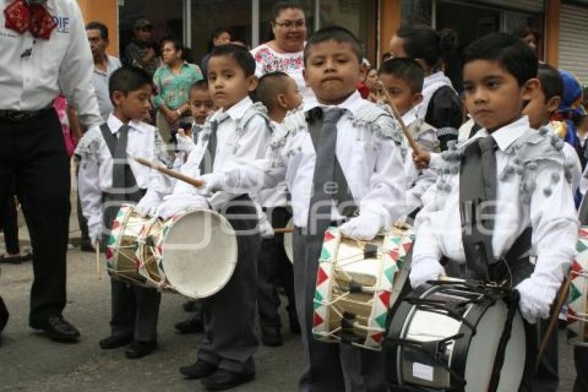 DESFILE . DÍA DE INDEPENDENCIA