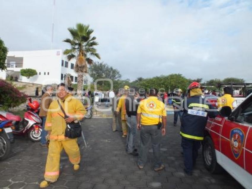 TEHUACÁN . AMENAZA DE BOMBA