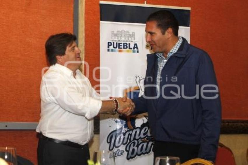 TORNEO DE BARRIOS .  MIGUEL HERRERA