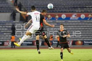 FÚTBOL . LOBOS BUAP VS ALEBRIJES