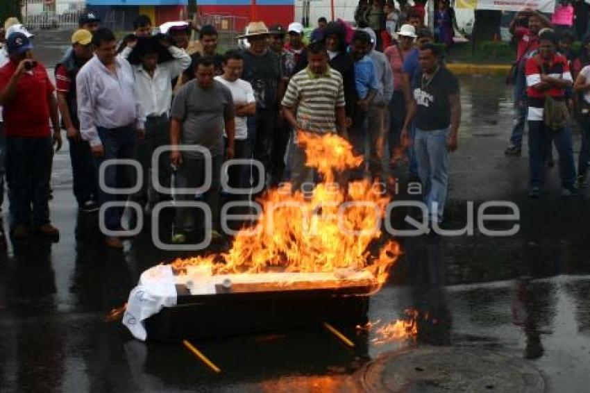 MANIFESTACIÓN FEDERACIÓN COMERCIANTES