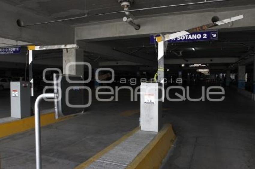 CIS . PLUMAS DE ESTACIONAMIENTO