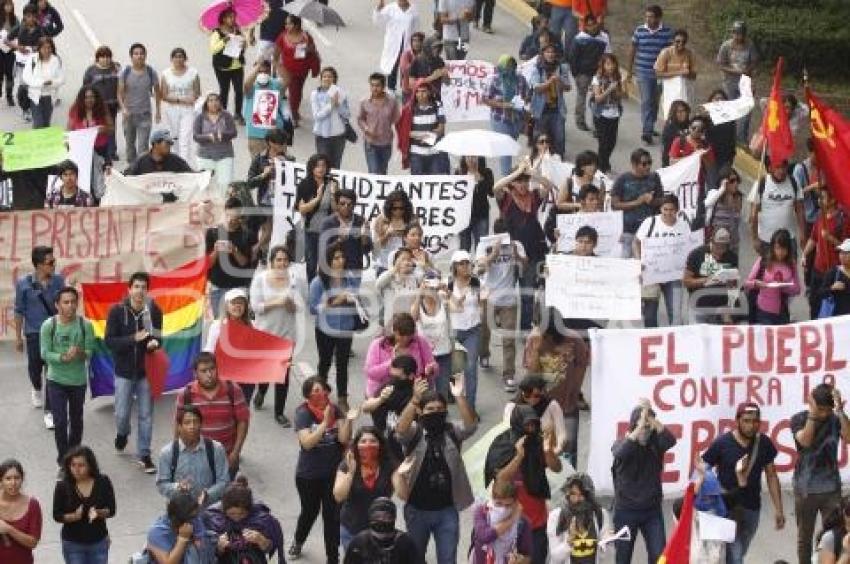 MARCHA ESTUDIANTES . 2 DE OCTUBRE