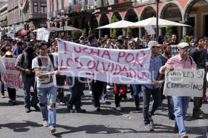 MARCHA ESTUDIANTES . 2 DE OCTUBRE