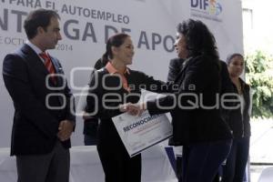 CLAUSURA CURSOS AUTOEMPLEO . DIF