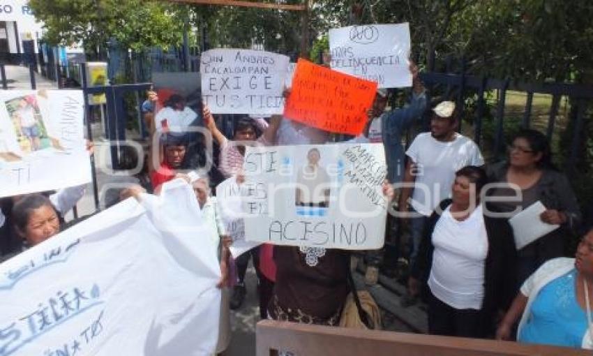 TEHUACÁN . MANIFESTACIÓN EN CERESO