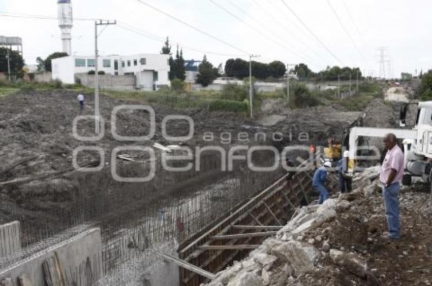 CONSTRUCCIÓN DE BULEVAR LAS TORRES
