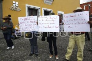 MANIFESTANTES CHOLULA . CASA AGUAYO