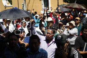 MANIFESTANTES . CHOLULA