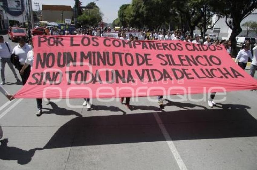 MARCHA POR AYOTZINAPA