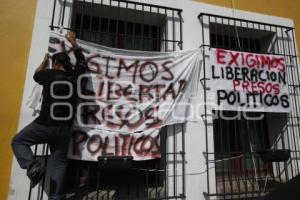 MANIFESTANTES CHOLULA . CASA AGUAYO