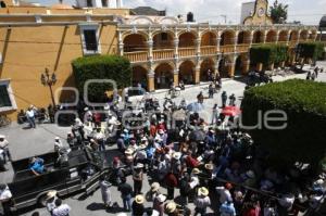 MANIFESTANTES . CHOLULA