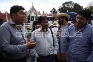 MANIFESTANTES CHOLULA . CASA AGUAYO