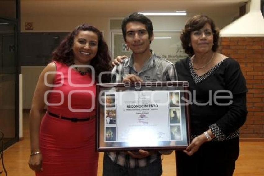 PREMIAN A FOTÓGRAFO DE AGENCIA ENFOQUE