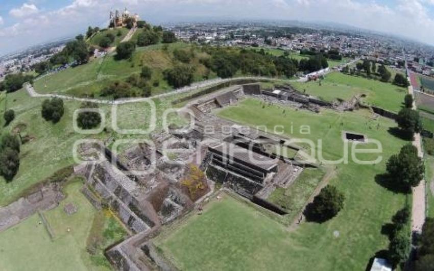 TURISMO . PIRÁMIDE DE CHOLULA