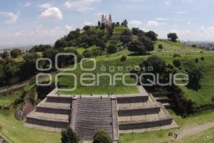 TURISMO . PIRÁMIDE DE CHOLULA