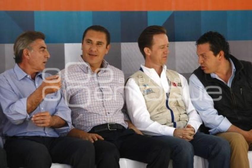 MANTENIMIENTO A ESCUELAS PÚBLICAS