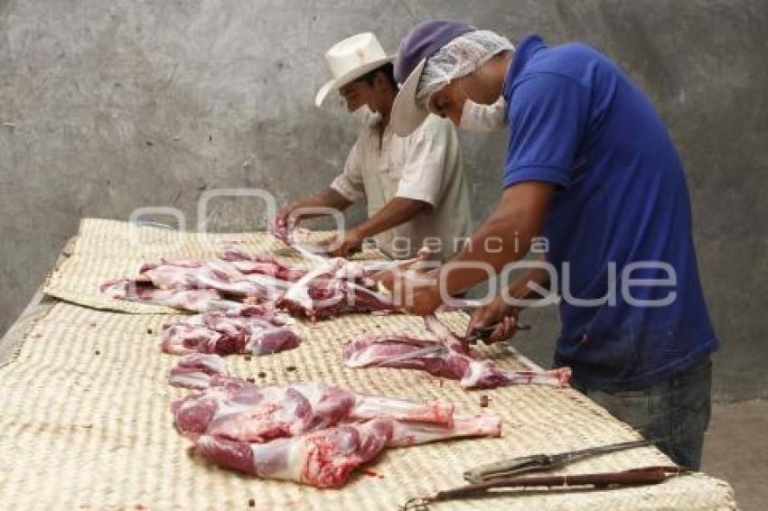 FESTIVAL DEL MOLE DE CADERAS