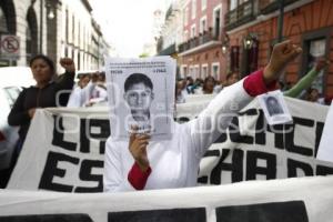 NORMALISTAS AYOTZINAPA