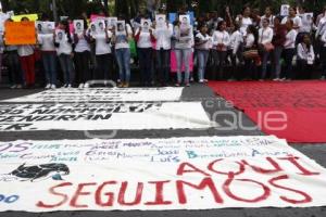 NORMALISTAS AYOTZINAPA