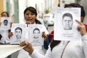 NORMALISTAS AYOTZINAPA