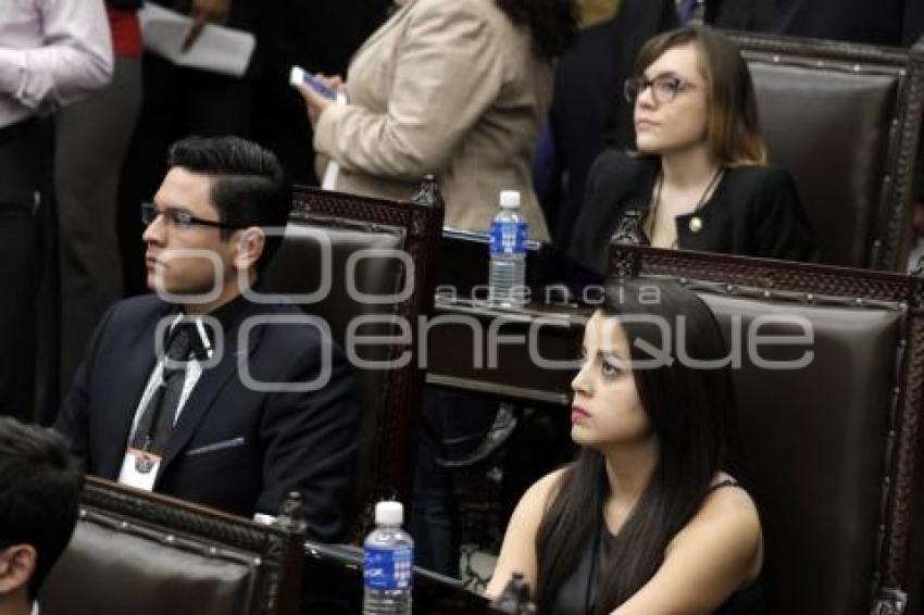 PARLAMENTO JUVENIL . CONGRESO