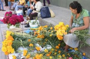 VENTAS DÍA DE MUERTOS . MERCADO