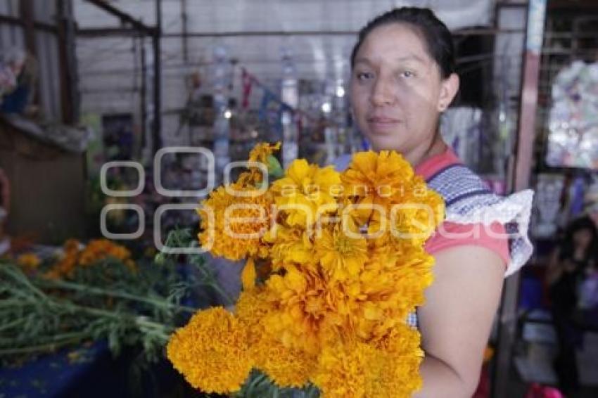 VENTAS DÍA DE MUERTOS . MERCADO