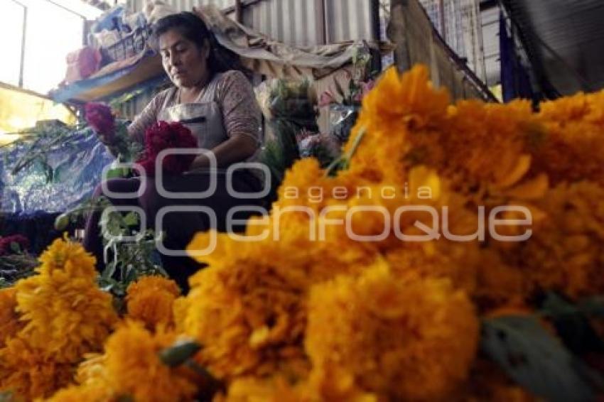 VENTAS DÍA DE MUERTOS . MERCADO