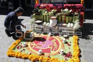 OFRENDA PREHISPÁNICA . BARRIO ARTISTA