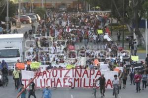 MARCHA POR AYOTZINAPA