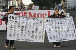 MARCHA POR AYOTZINAPA