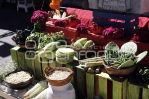 OFRENDA PREHISPÁNICA . BARRIO ARTISTA