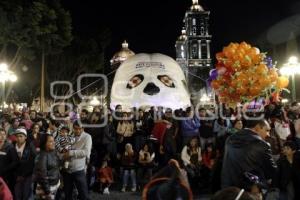 DISFRACES DIA DE MUERTOS . ZÓCALO