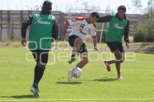 ENTRENAMIENTO LOBOS BUAP