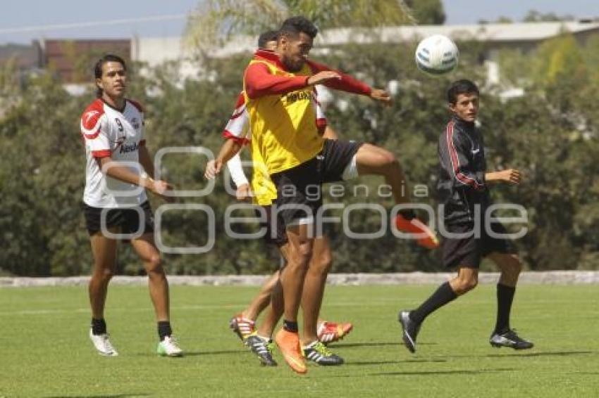 ENTRENAMIENTO LOBOS BUAP