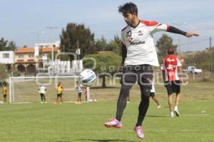 ENTRENAMIENTO LOBOS BUAP