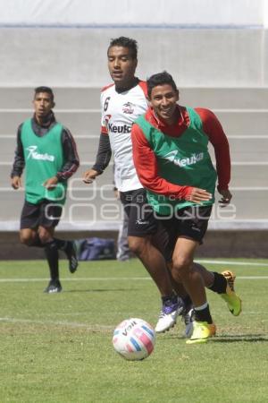 ENTRENAMIENTO LOBOS BUAP