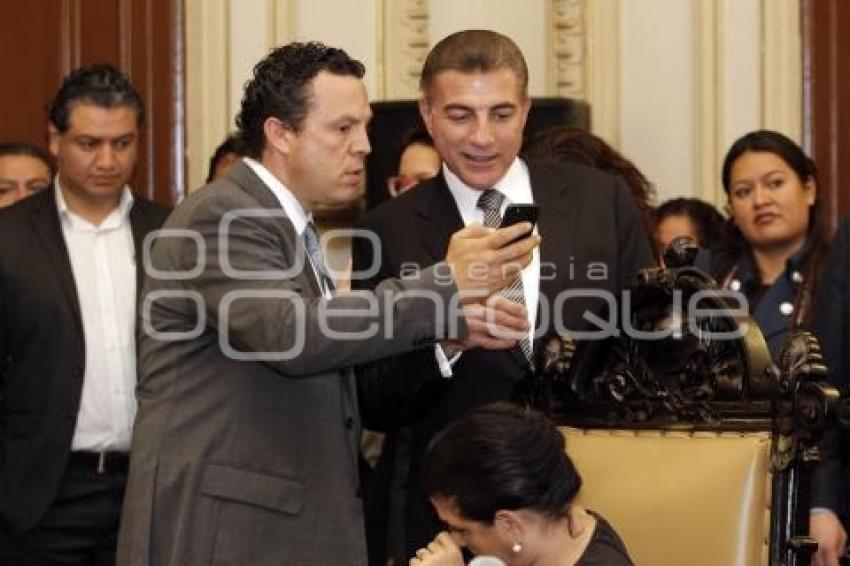 SESIÓN EXTRAORDINARIA DE CABILDO