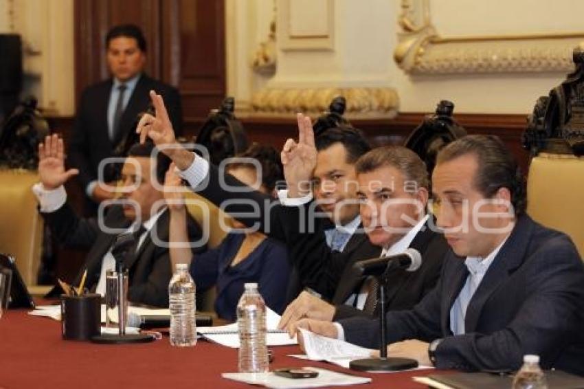 SESIÓN EXTRAORDINARIA DE CABILDO