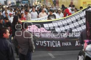 MARCHA POR AYOTZINAPA