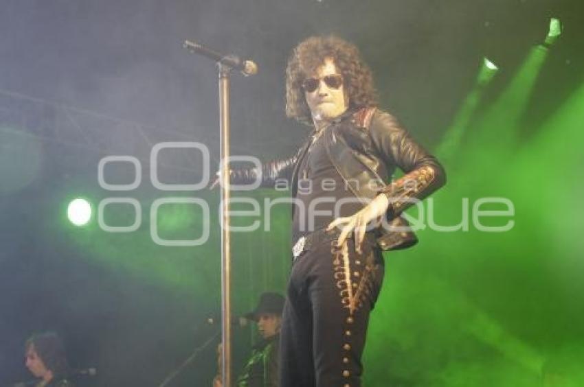BUNBURY Y CALAMARO . CONCIERTO